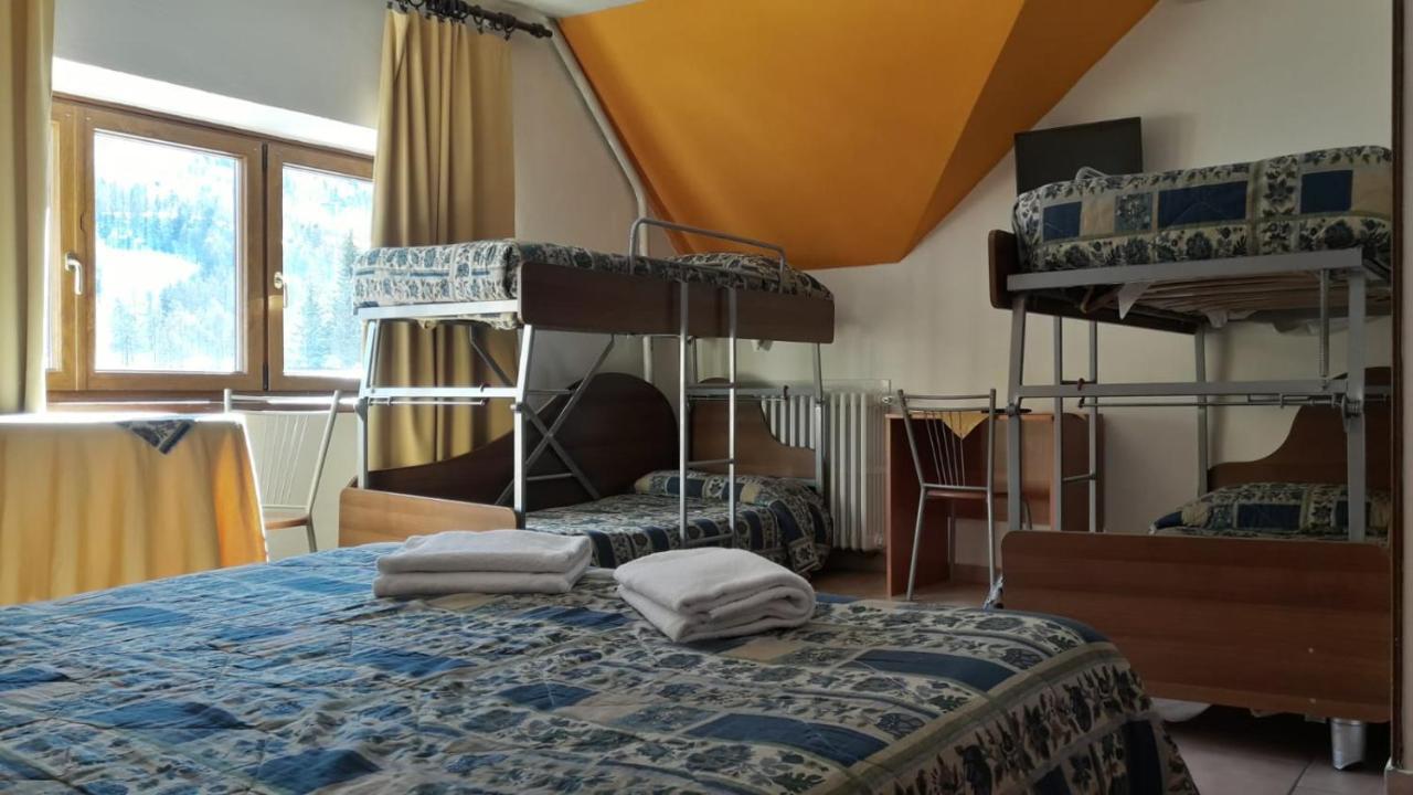 Hotel Miramonti Claviere Eksteriør bilde